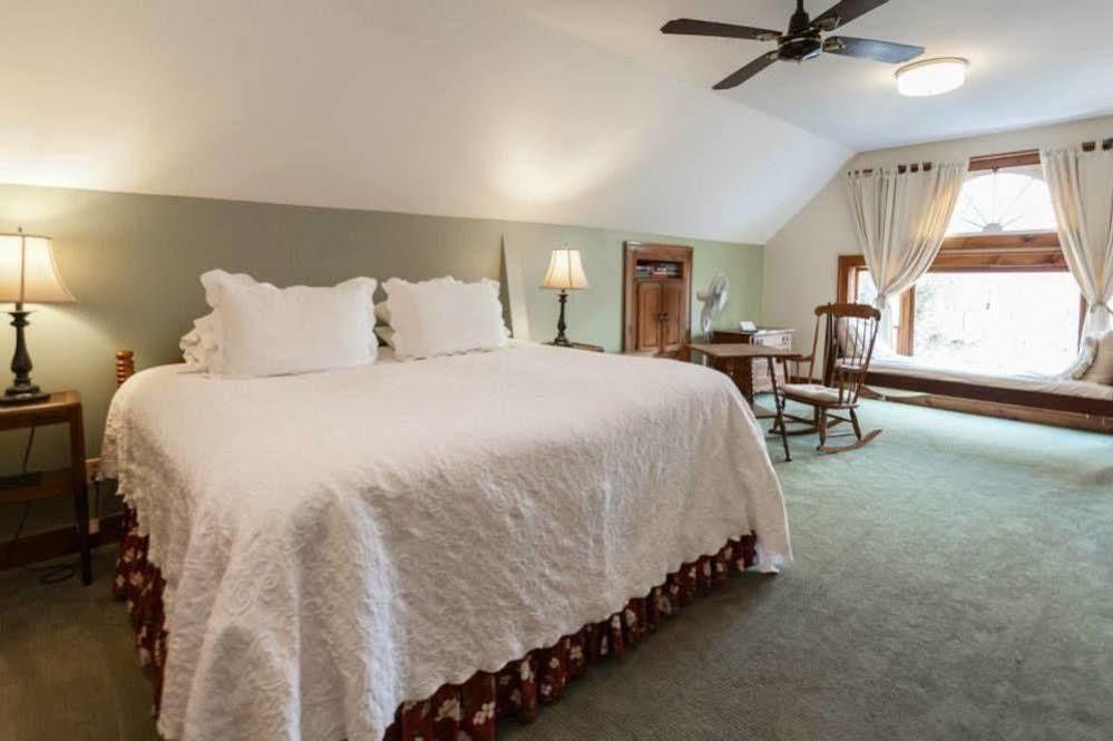 Arlington'S West Mountain Inn Екстериор снимка